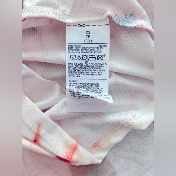 ❗️CLEAROUT❗️NWT! OLD NAVY ACTIVE Breathe tie-dye mesh racerback TANK TOP Size XS - Picture 5 of 7